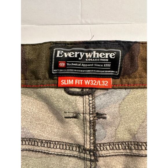 *SOLD* 686 Everywhere Collection Men’s Slim Fit Camo Pants 32X32 Utility Outdoor - Picture 8 of 10